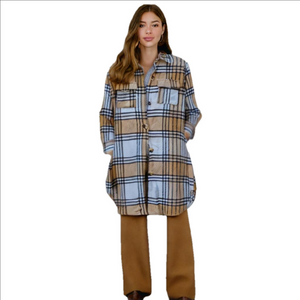 Izuria button up Shacket size medium plaid